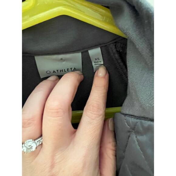 Athleta Quilted Pullover Sweatshirt - Charcoal Gray - Size XS - Picture 5 of 7